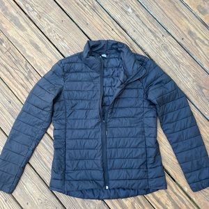 Black lightweight winter thermal puffer jacket